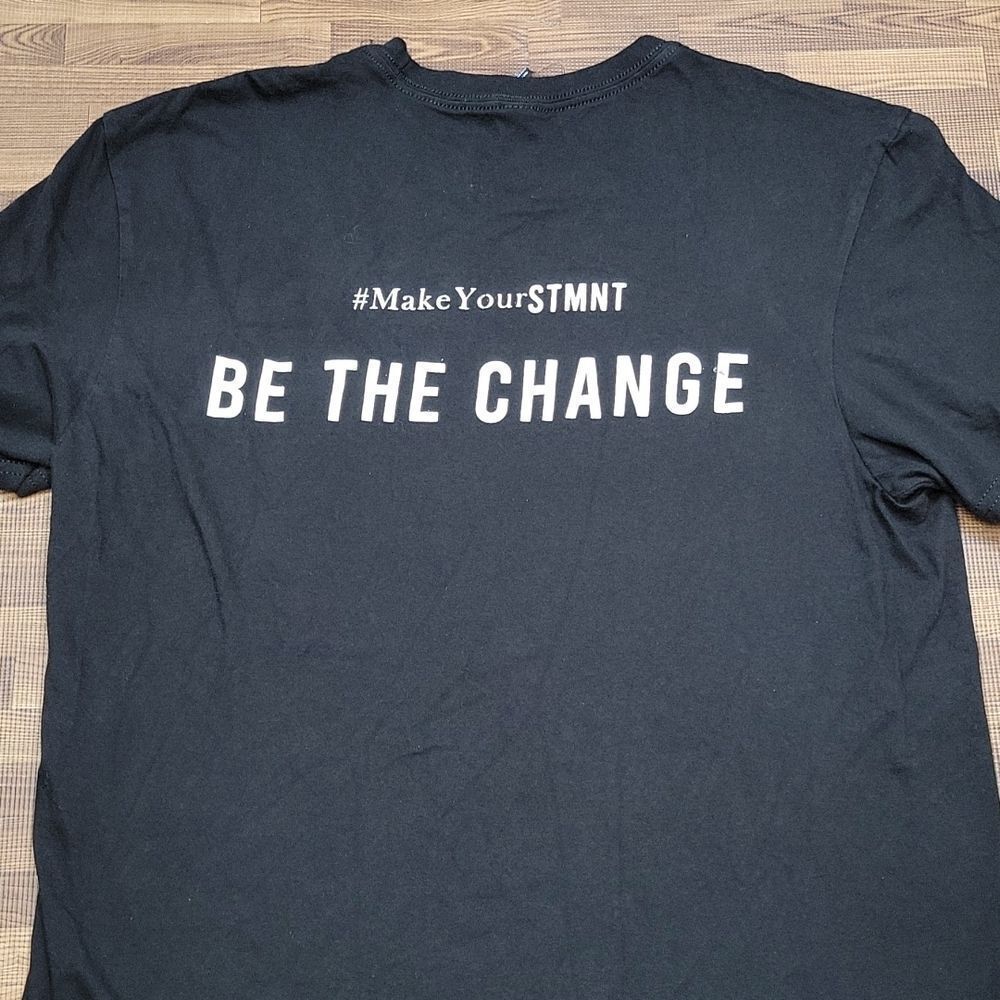 STMMT Be the change black Tee-shirt Size Large